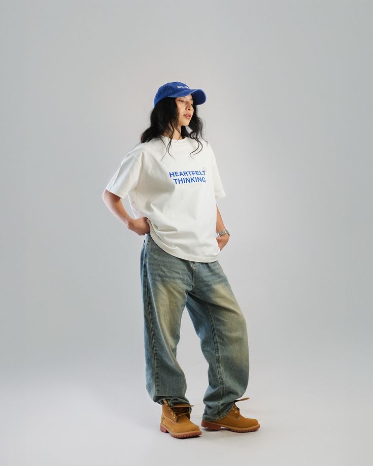 Unisex Oversized T-Shirt – Black | “Heartfelt Thinking” Print