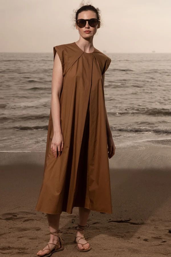 Effortless Midi Dress – Chic Comfort for Every Occasion